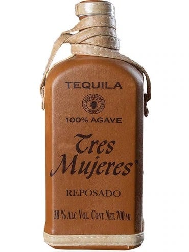 Tres Mujeres Anfora Reposado